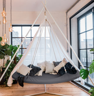 Indoor Daybed Bundle with White Stand